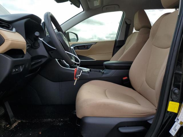 Photo 7 from auction – 2019 TOYOTA RAV4 LE with VIN JTMH1RFV6KD029859
