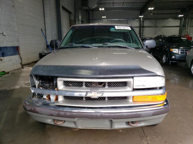Photo 5 from auction – 2001 CHEVROLET BLAZER with VIN 1GNDT13W01K225093