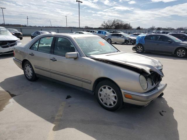 Photo 4 from auction – 1997 MERCEDES-BENZ E 320 with VIN WDBJF55FXVJ033617