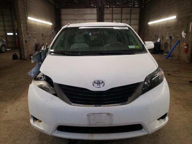 Photo 5 from auction – 2011 TOYOTA SIENNA LE with VIN 5TDKK3DC1BS041018