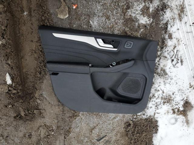 Photo 13 from auction – 2021 FORD ESCAPE SEL with VIN 1FMCU9H96MUB11977