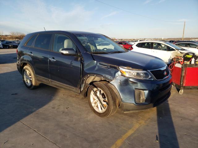 Photo 4 from auction – 2015 KIA SORENTO LX with VIN 5XYKT3A68FG586504