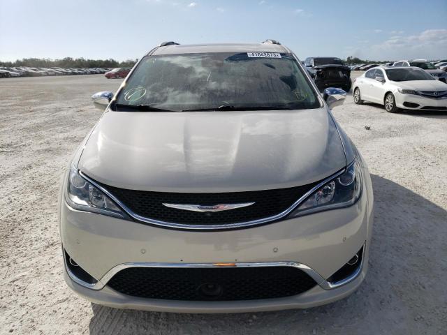 Photo 5 from auction – 2017 CHRYSLER PACIFICA L with VIN 2C4RC1GG7HR570103