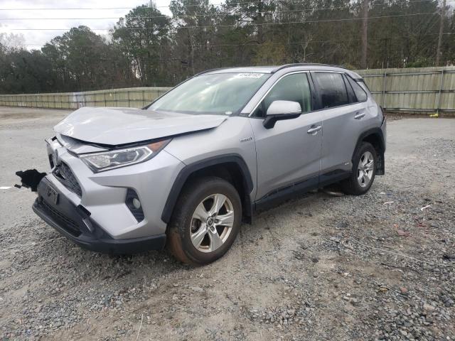 TOYOTA RAV4 XLE 2019 with VIN JTMRWRFV1KD024607 - Photo from auction