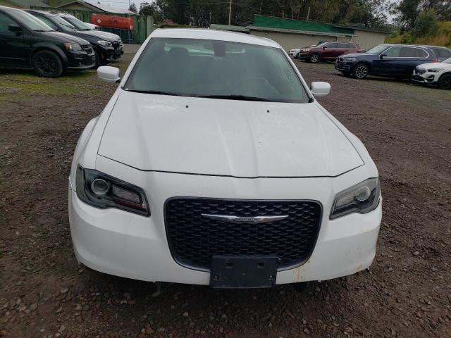 Photo 5 from auction – 2019 CHRYSLER 300 S with VIN 2C3CCABG1KH562903
