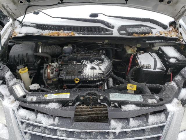 Photo 12 from auction – 2010 CHRYSLER TOWN & COU with VIN 2A4RR5DX1AR137371