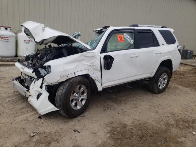 TOYOTA 4RUNNER SR 2019 with VIN JTEBU5JR0K5655509 - Photo from auction