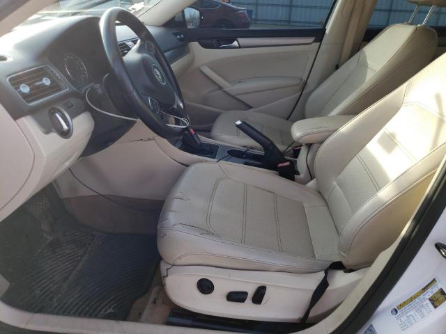 Photo 7 from auction – 2014 VOLKSWAGEN PASSAT SE with VIN 1VWBT7A30EC036680