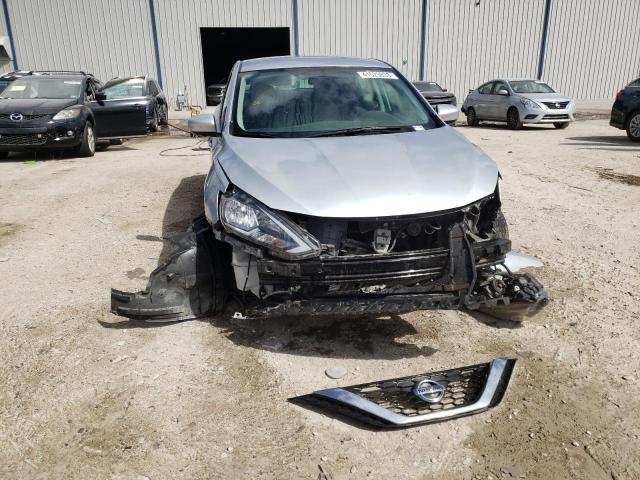 Photo 5 from auction – 2017 NISSAN SENTRA S with VIN 3N1AB7AP3HY237329
