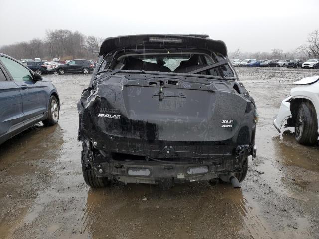 Photo 6 from auction – 2018 TOYOTA RAV4 ADVEN with VIN 2T3RFREVXJW740974