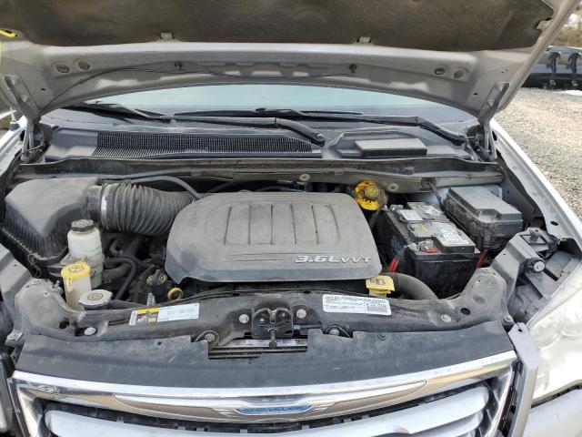 Photo 12 from auction – 2015 CHRYSLER TOWN & COU with VIN 2C4RC1BG1FR551535