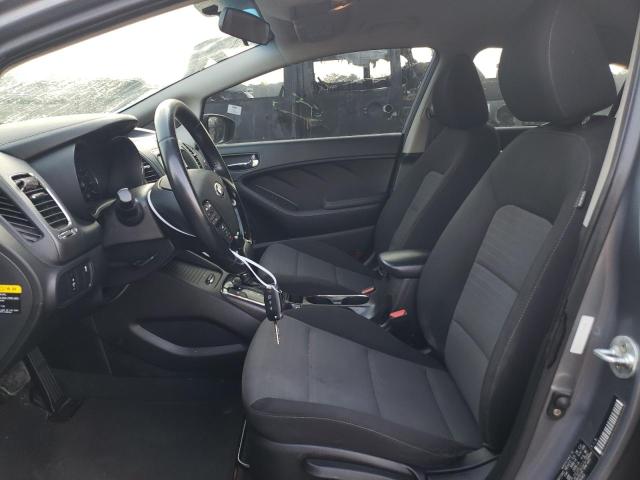 Photo 7 from auction – 2017 KIA FORTE LX with VIN 3KPFL4A72HE100365