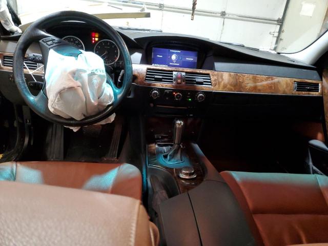 Photo 8 from auction – 2007 BMW 530 XIT with VIN WBANN73527CN04885