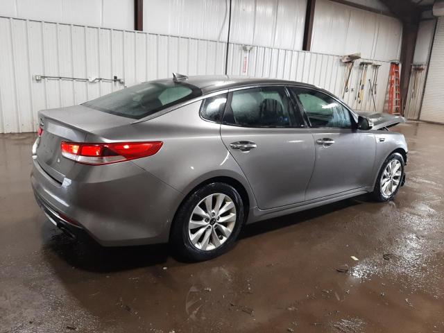Photo 3 from auction – 2018 KIA OPTIMA LX with VIN 5XXGT4L35JG264141