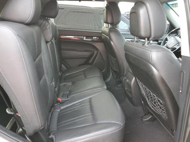 Photo 11 from auction – 2015 KIA SORENTO LX with VIN 5XYKT3A62FG623692