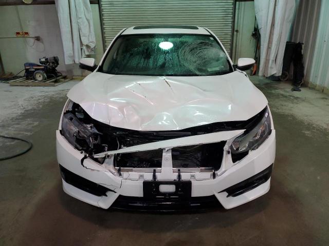 Foto 5 de la subasta – 2017 HONDA CIVIC EX con VIN 19XFC2F72HE229929