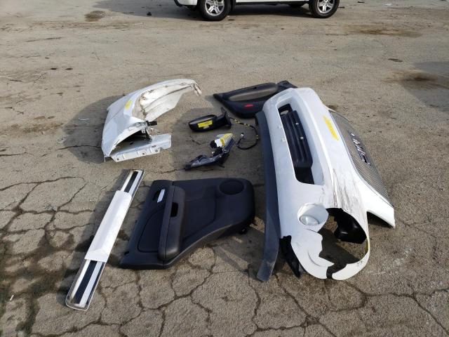Photo 13 from auction – 2007 GMC YUKON with VIN 1GKFC13007J325453