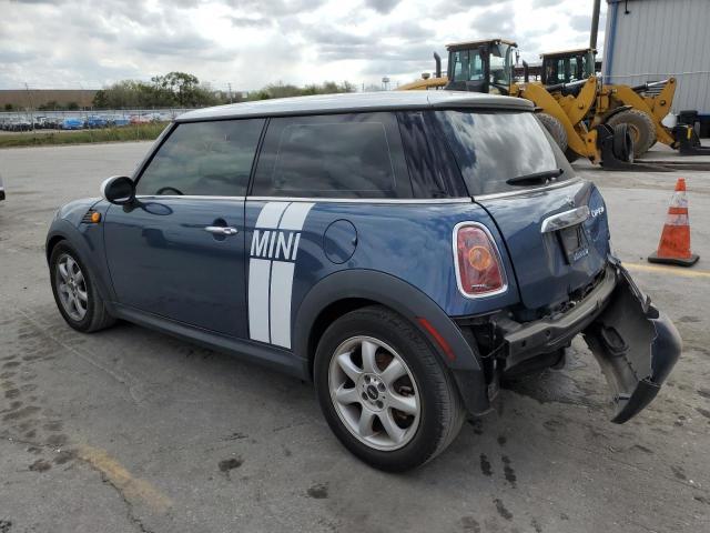 Photo 2 from auction – 2010 MINI COOPER with VIN WMWMF3C55ATU78582