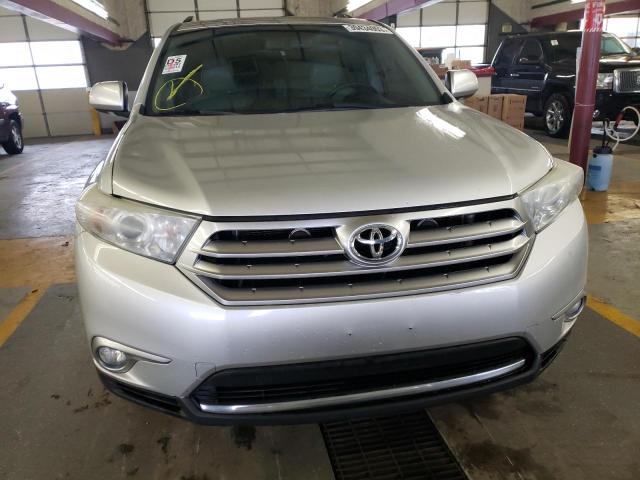 Photo 5 from auction – 2013 TOYOTA HIGHLANDER with VIN 5TDDK3EHXDS195572