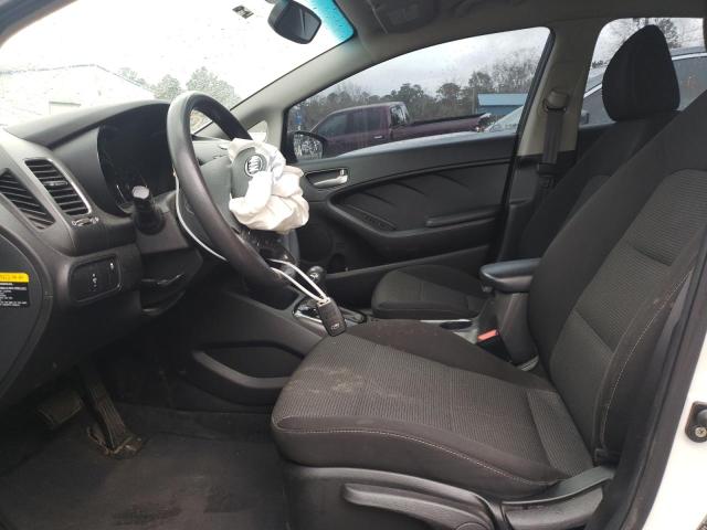 Photo 7 from auction – 2017 KIA FORTE LX with VIN 3KPFK4A79HE100043