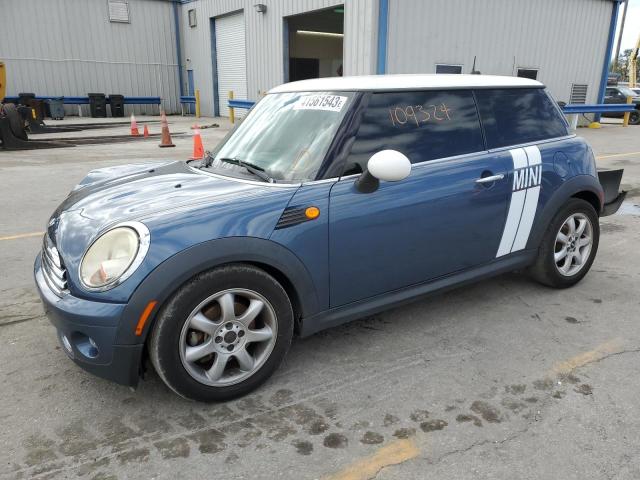 MINI COOPER 2010 with VIN WMWMF3C55ATU78582 - Photo from auction