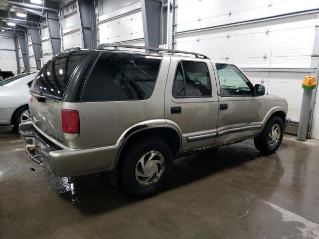 Photo 3 from auction – 2001 CHEVROLET BLAZER with VIN 1GNDT13W01K225093