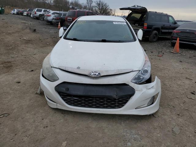 Photo 5 from auction – 2011 HYUNDAI SONATA HYB with VIN KMHEC4A42BA001133