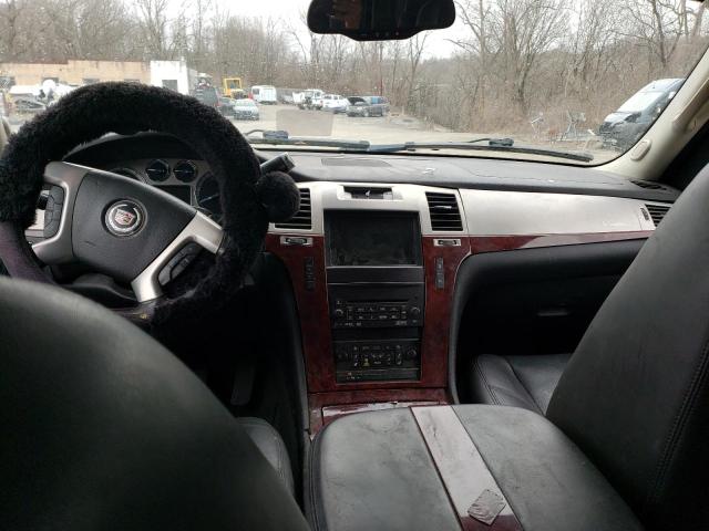 Photo 8 from auction – 2011 CADILLAC ESCALADE E with VIN 1GYS4HEF5BR380423