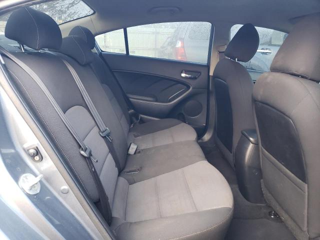 Photo 10 from auction – 2017 KIA FORTE LX with VIN 3KPFL4A72HE100365