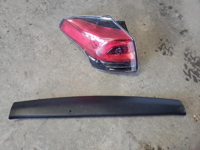 Photo 13 from auction – 2018 TOYOTA RAV4 LIMIT with VIN 2T3DFREV4JW854205