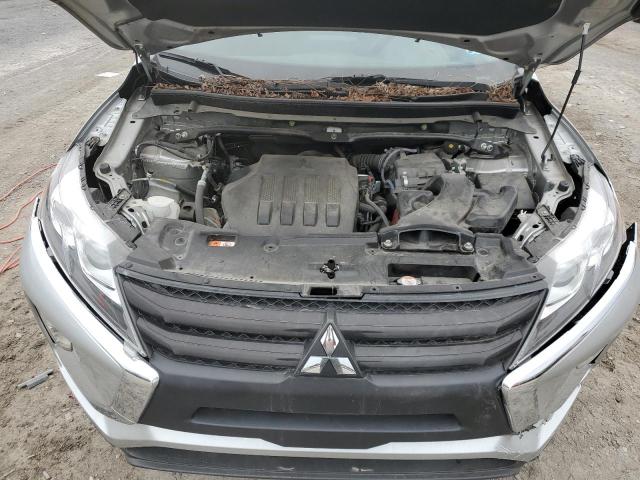 Photo 12 from auction – 2018 MITSUBISHI ECLIPSE CR with VIN JA4AT4AA1JZ066719