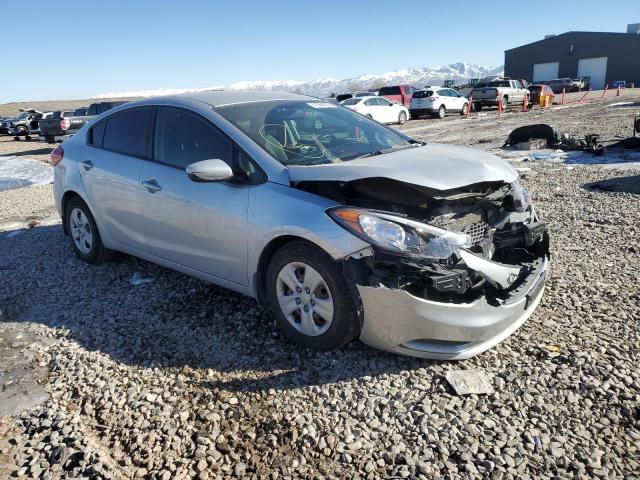 Photo 4 from auction – 2015 KIA FORTE LX with VIN KNAFK4A6XF5357810