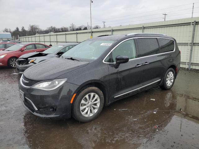 CHRYSLER PACIFICA T 2018 with VIN 2C4RC1BG2JR276203 - Photo from auction