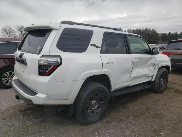 Photo 3 from auction – 2020 TOYOTA 4RUNNER SR with VIN JTEBU5JR1L5765812