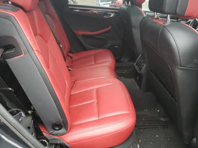 Photo 10 from auction – 2018 PORSCHE MACAN with VIN WP1AA2A54JLB06067