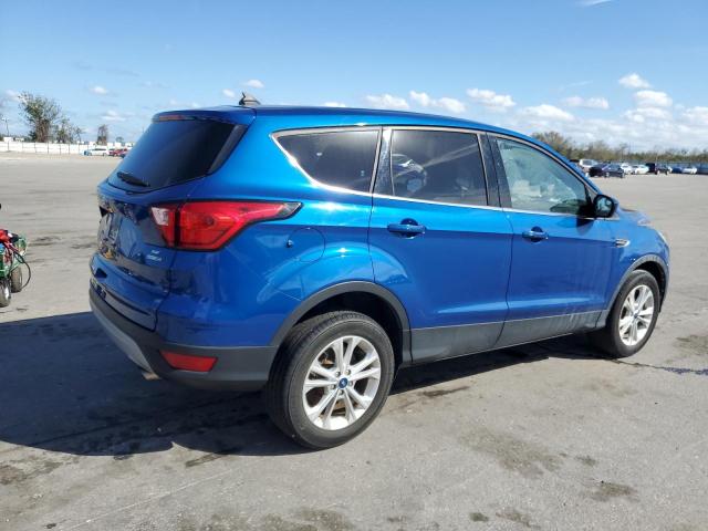Photo 3 from auction – 2019 FORD ESCAPE SE with VIN 1FMCU9GD2KUA70329