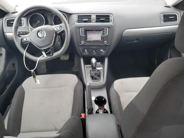 Photo 8 from auction – 2017 VOLKSWAGEN JETTA S with VIN 3VW2B7AJXHM320970