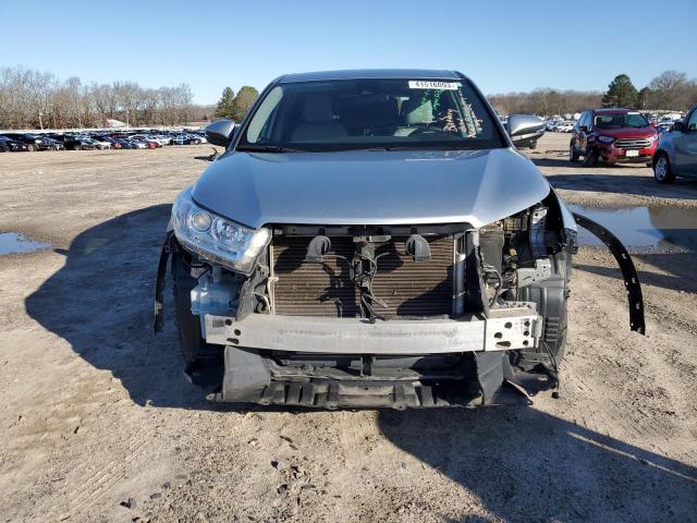 Photo 5 from auction – 2019 TOYOTA HIGHLANDER with VIN 5TDZARFH7KS044325