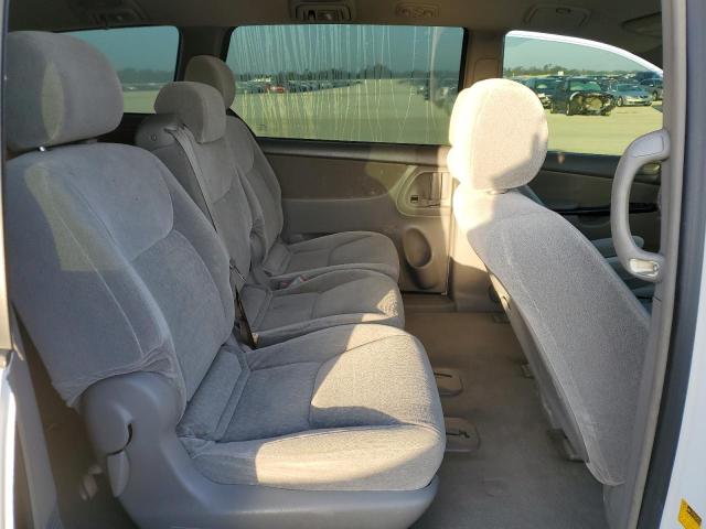 Photo 11 from auction – 2004 TOYOTA SIENNA CE with VIN 5TDZA23C44S073400