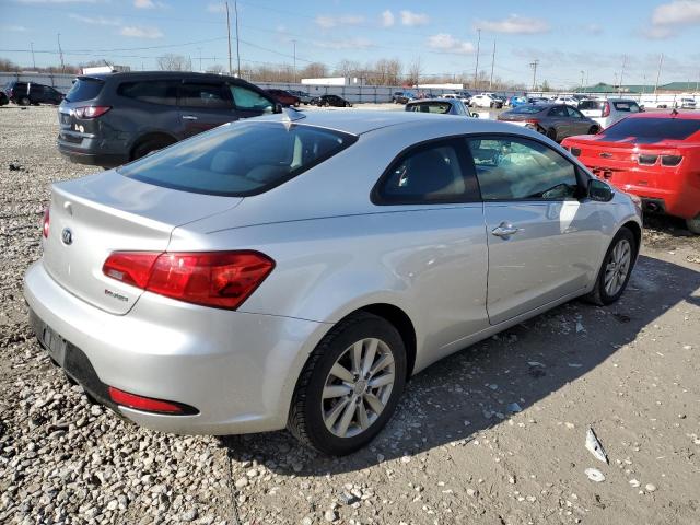 Foto 3 de la subasta – 2014 KIA FORTE EX con VIN KNAFX6A84E5225316