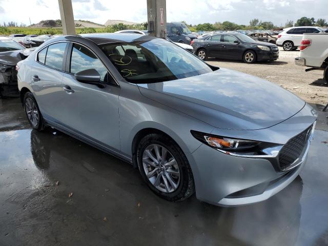 Photo 4 from auction – 2020 MAZDA 3 with VIN JM1BPABL5L1163677