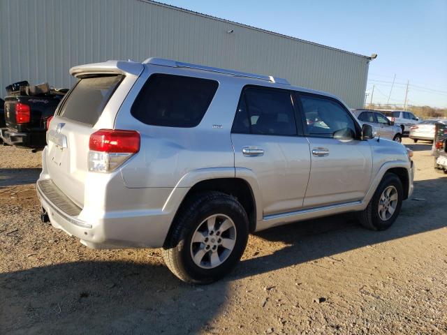 Photo 3 from auction – 2010 TOYOTA 4RUNNER SR with VIN JTEZU5JRXA5002313