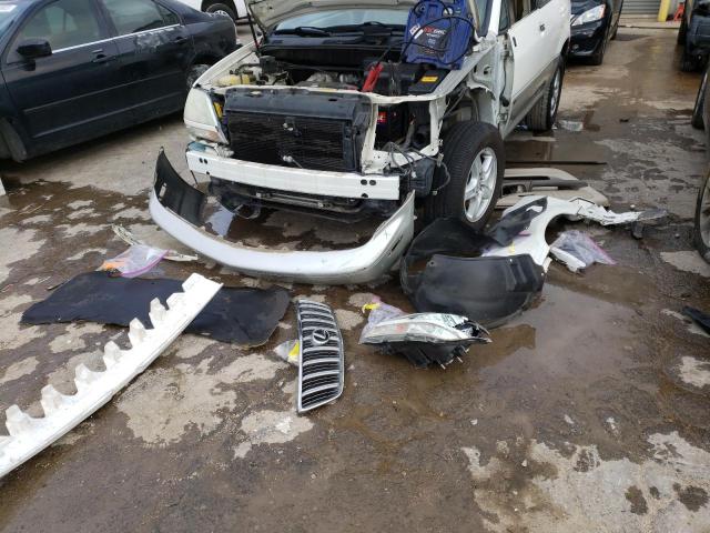 Photo 13 from auction – 2002 LEXUS RX 300 with VIN JTJGF10U220145868