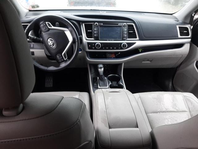 Photo 8 from auction – 2019 TOYOTA HIGHLANDER with VIN 5TDJZRFH2KS597650