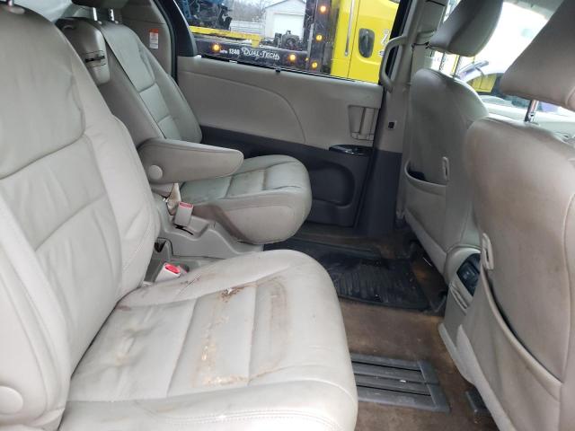 Photo 10 from auction – 2017 TOYOTA SIENNA XLE with VIN 5TDYZ3DC2HS846413