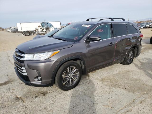 TOYOTA HIGHLANDER 2017 with VIN 5TDKZRFH9HS194035 - Photo from auction