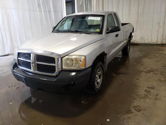 DODGE DAKOTA ST 2005 with VIN 1D7HE22K75S132947 - Photo from auction