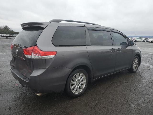 Photo 3 from auction – 2011 TOYOTA SIENNA XLE with VIN 5TDDK3DC2BS014483