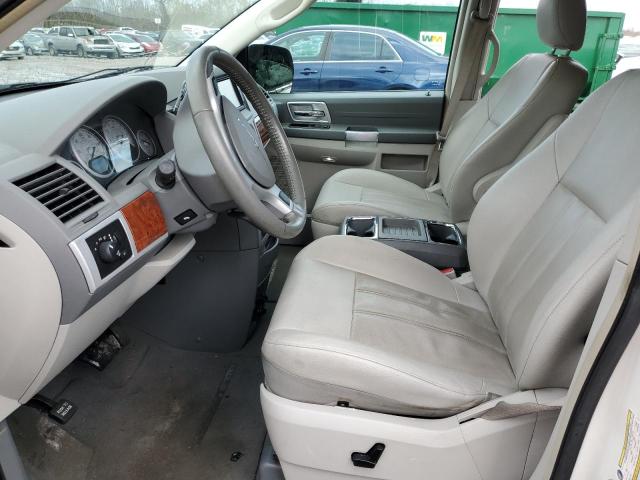 Photo 7 from auction – 2008 CHRYSLER TOWN & COU with VIN 2A8HR54PX8R840990