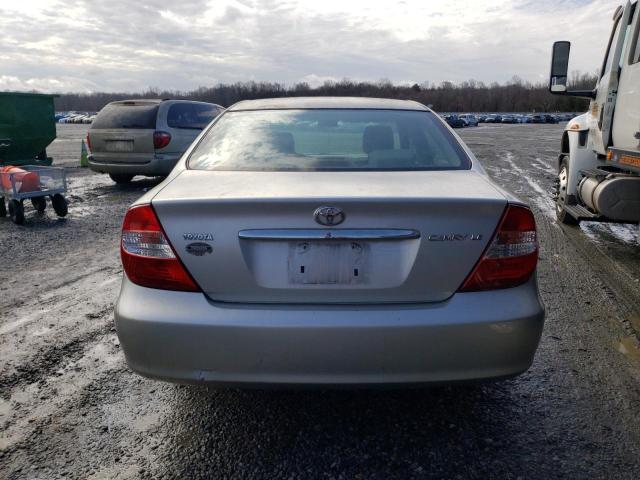 Photo 6 from auction – 2004 TOYOTA CAMRY LE with VIN 4T1BE32KX4U925602